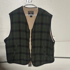 Woolrich Dark Green Checkered Vest